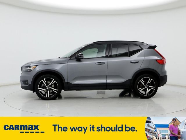 2019 Volvo XC40 R-Design