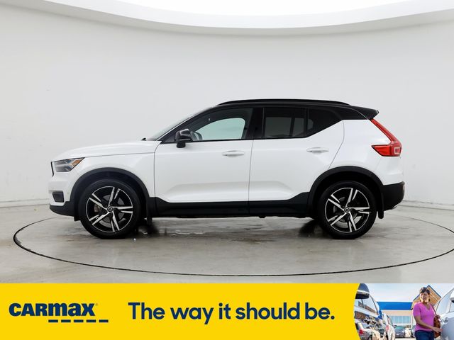 2019 Volvo XC40 R-Design