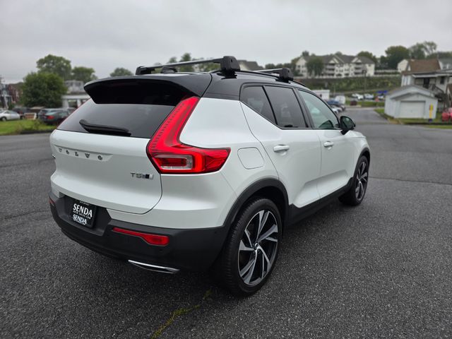 2019 Volvo XC40 R-Design