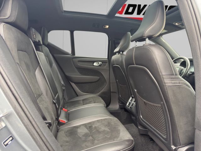 2019 Volvo XC40 R-Design