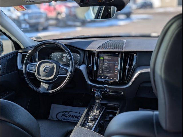 2019 Volvo XC60 Momentum