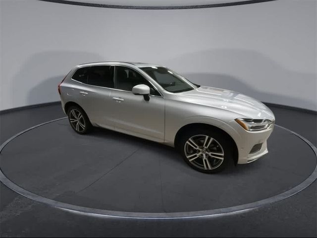 2019 Volvo XC60 Momentum