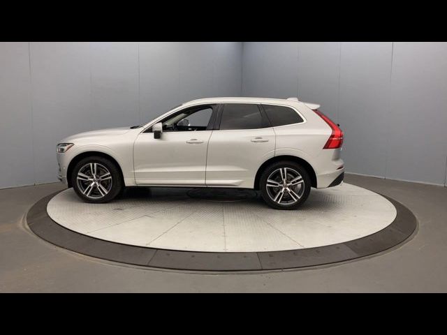 2019 Volvo XC60 Momentum