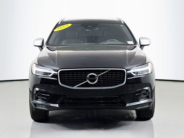 2019 Volvo XC60 R-Design
