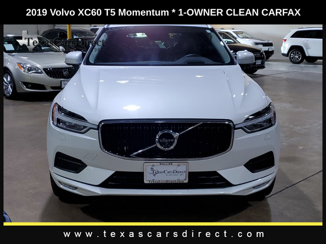 2019 Volvo XC60 Momentum