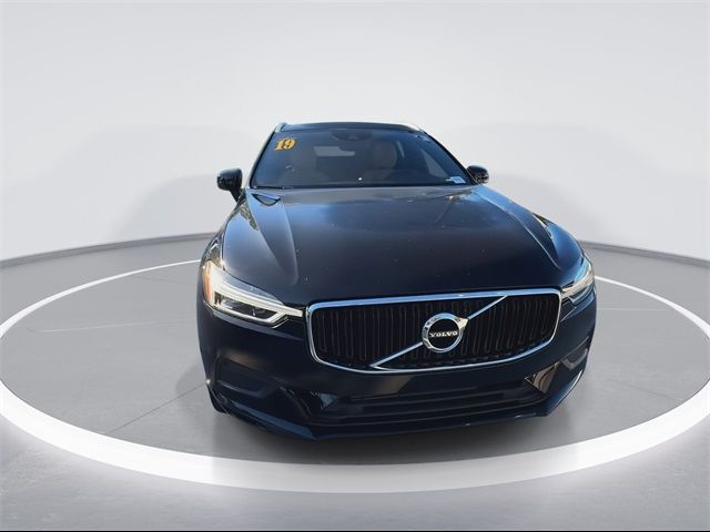 2019 Volvo XC60 Momentum