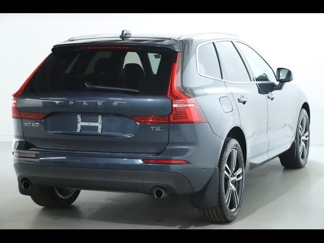 2019 Volvo XC60 Momentum