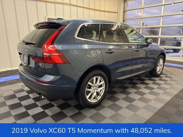 2019 Volvo XC60 Momentum