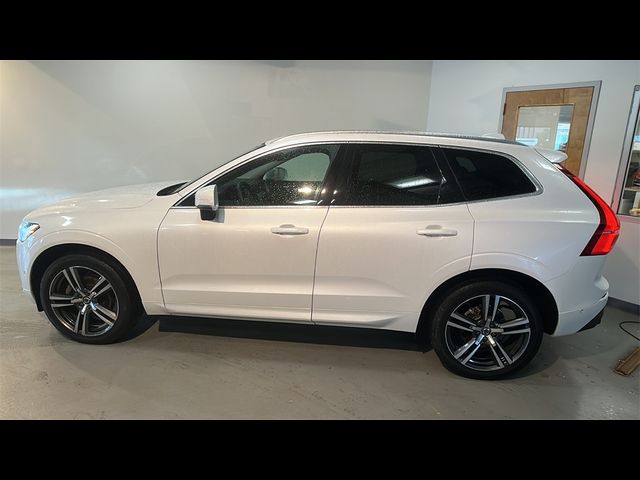 2019 Volvo XC60 Momentum