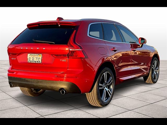 2019 Volvo XC60 Momentum