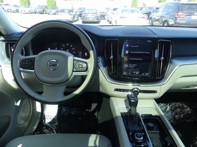 2019 Volvo XC60 Momentum