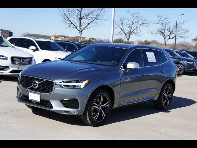 2019 Volvo XC60 R-Design