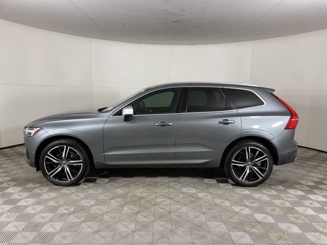 2019 Volvo XC60 R-Design