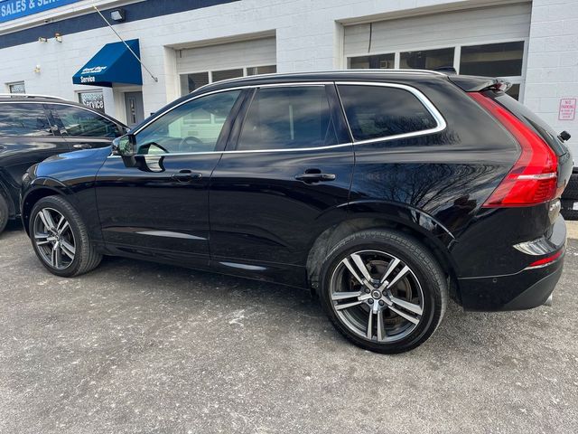 2019 Volvo XC60 Momentum