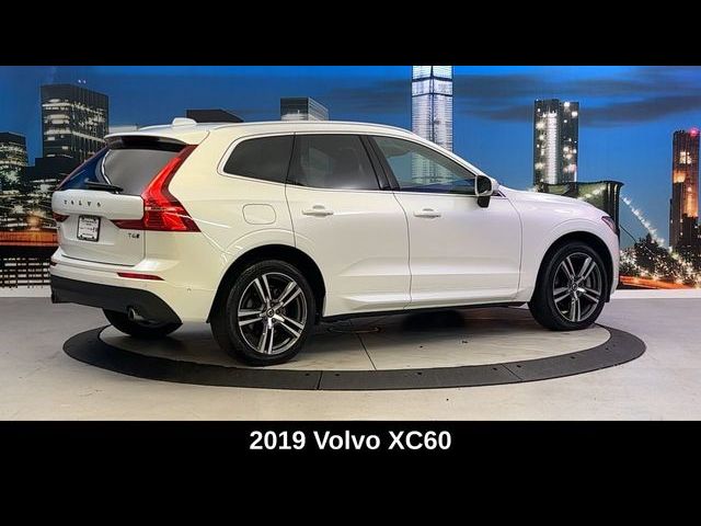 2019 Volvo XC60 Momentum