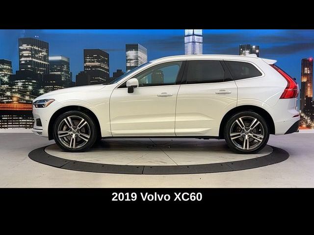 2019 Volvo XC60 Momentum