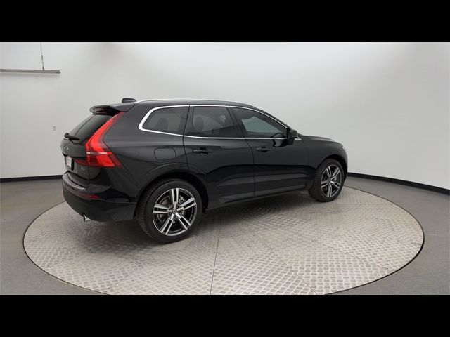 2019 Volvo XC60 Momentum