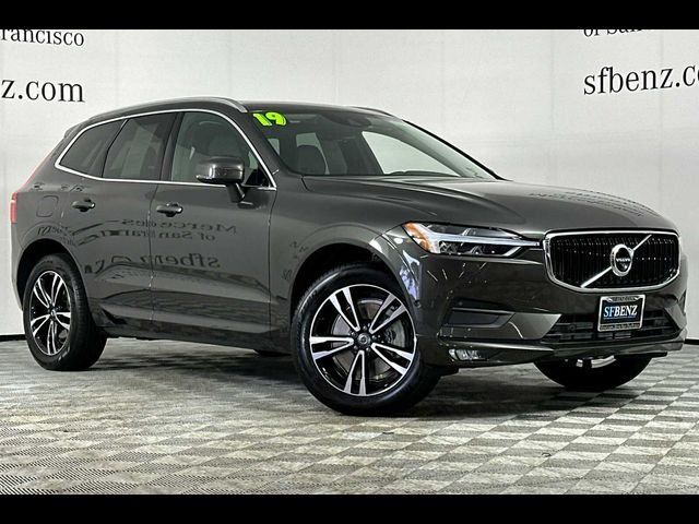 2019 Volvo XC60 Momentum