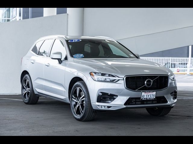 2019 Volvo XC60 R-Design