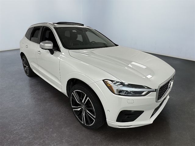 2019 Volvo XC60 R-Design