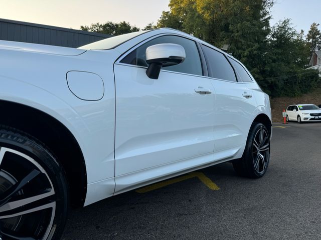 2019 Volvo XC60 R-Design