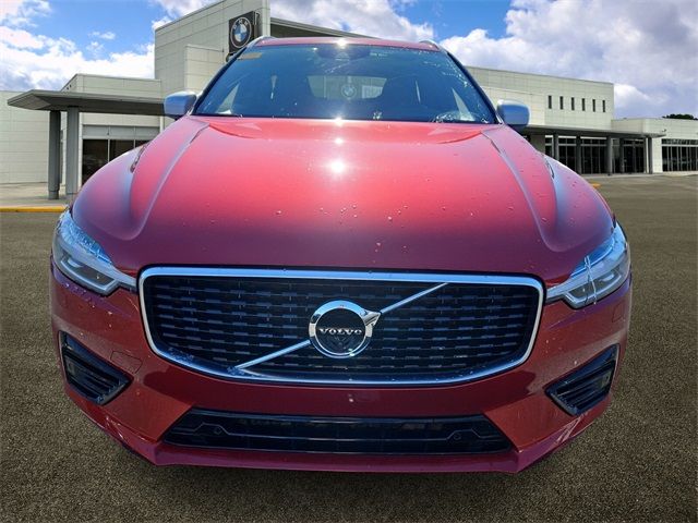 2019 Volvo XC60 R-Design