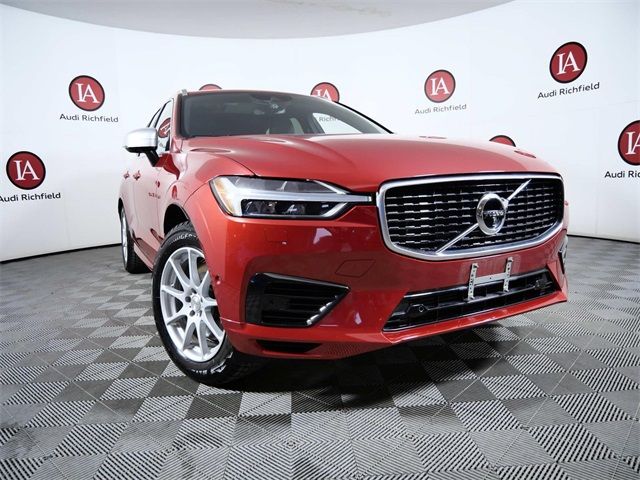 2019 Volvo XC60 R-Design