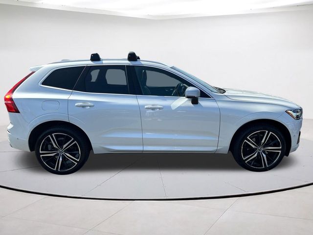 2019 Volvo XC60 R-Design