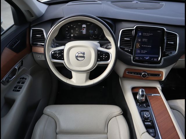 2019 Volvo XC90 Inscription