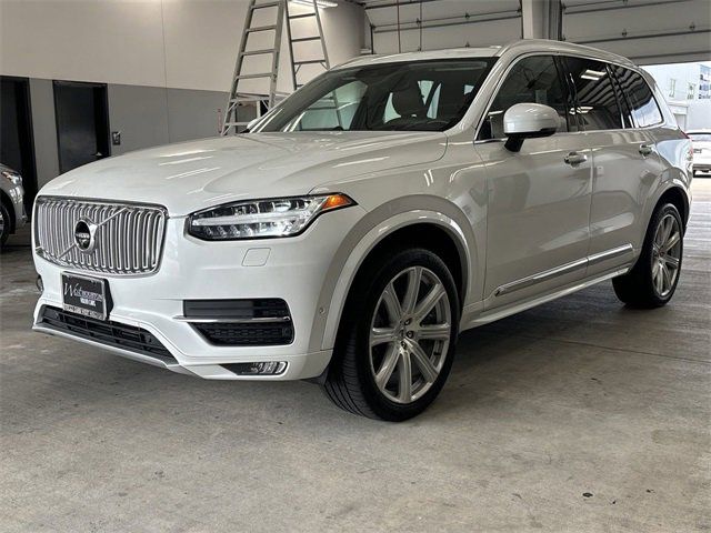 2019 Volvo XC90 Inscription