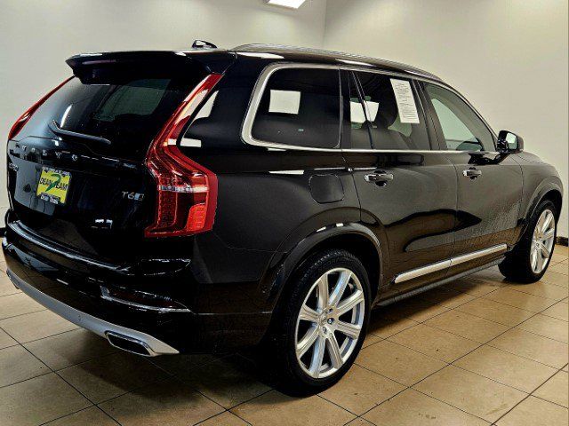 2019 Volvo XC90 Inscription