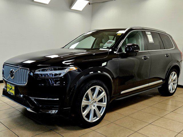 2019 Volvo XC90 Inscription