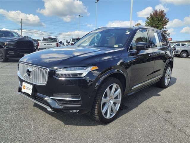 2019 Volvo XC90 Inscription