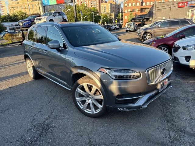2019 Volvo XC90 Inscription