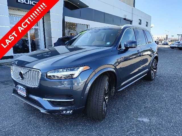 2019 Volvo XC90 Inscription