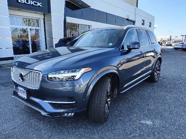 2019 Volvo XC90 Inscription