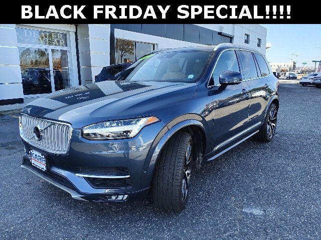 2019 Volvo XC90 Inscription