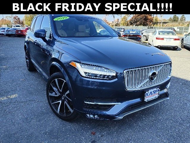 2019 Volvo XC90 Inscription