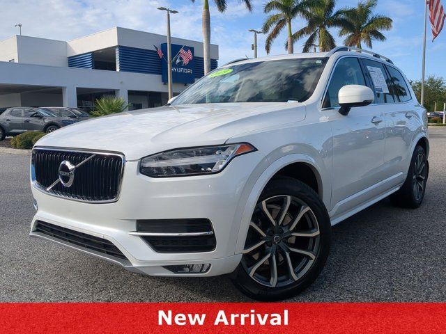 2019 Volvo XC90 Momentum