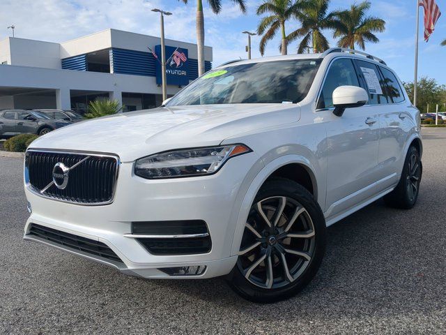 2019 Volvo XC90 Momentum