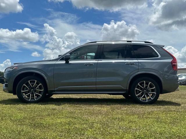 2019 Volvo XC90 Momentum