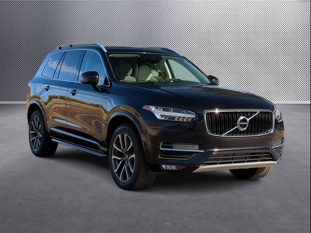 2019 Volvo XC90 Momentum