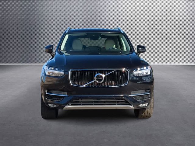 2019 Volvo XC90 Momentum