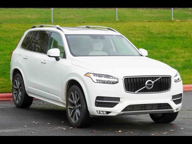 2019 Volvo XC90 Momentum