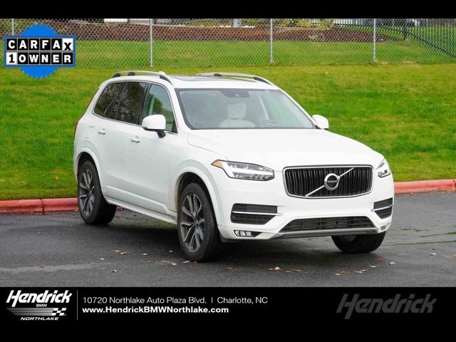 2019 Volvo XC90 Momentum