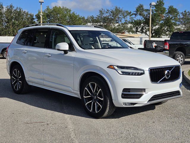 2019 Volvo XC90 Momentum