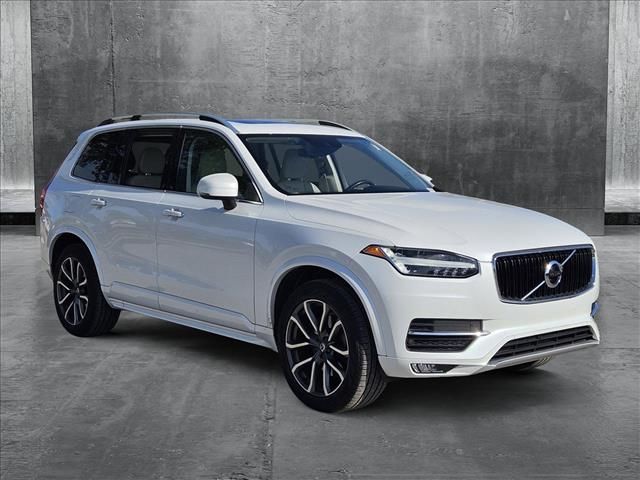 2019 Volvo XC90 Momentum