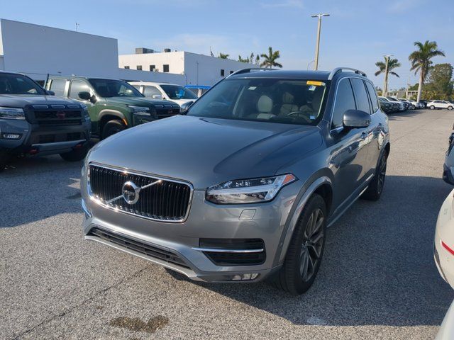 2019 Volvo XC90 Momentum