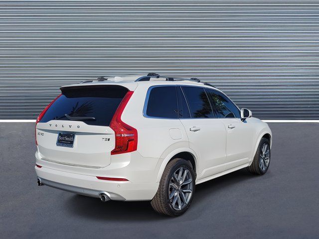 2019 Volvo XC90 Momentum