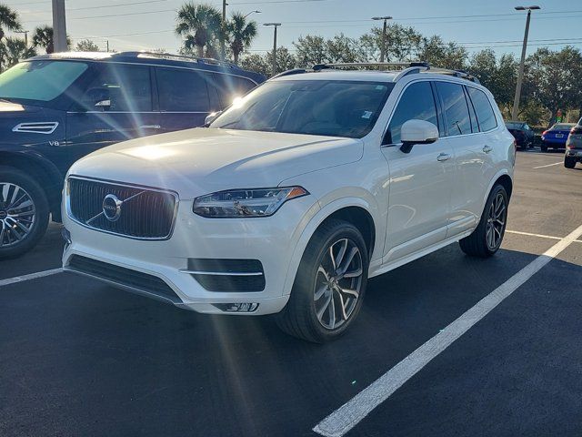 2019 Volvo XC90 Momentum